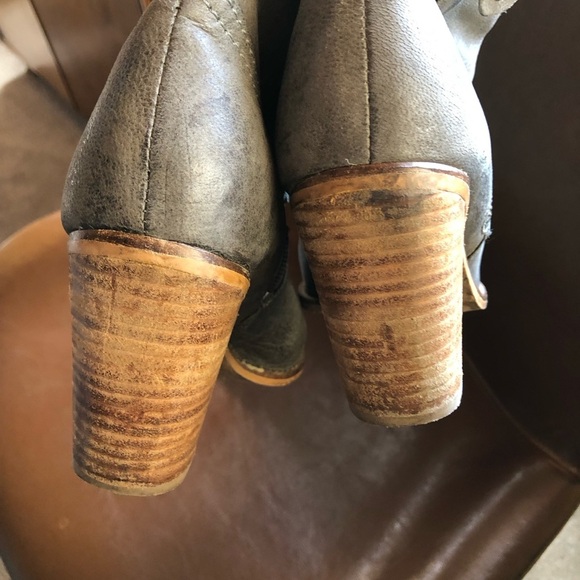 Rebels Stomp western style ankle boot greyish olive color leather wood heel 9 - Picture 9 of 10